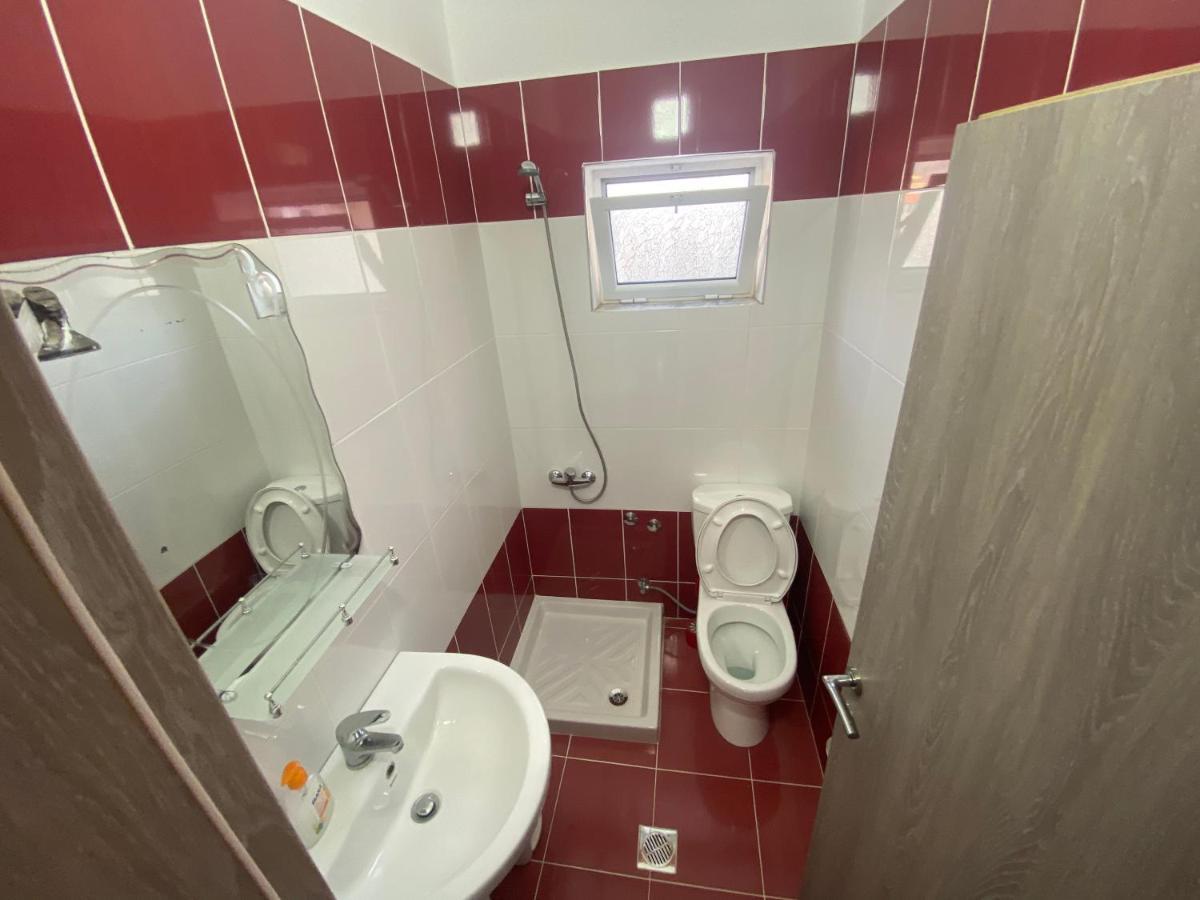 Hotel Vila Ali Ksamil Buitenkant foto