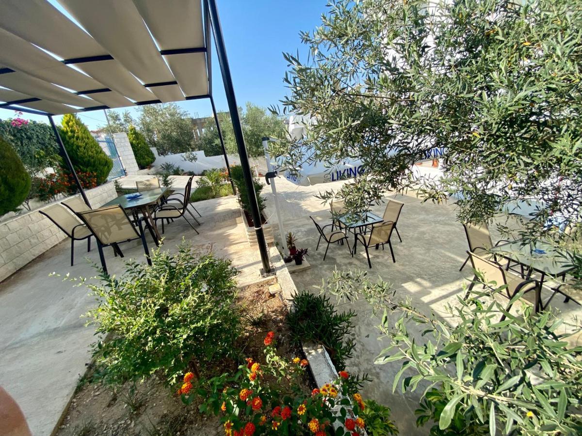 Hotel Vila Ali Ksamil Buitenkant foto