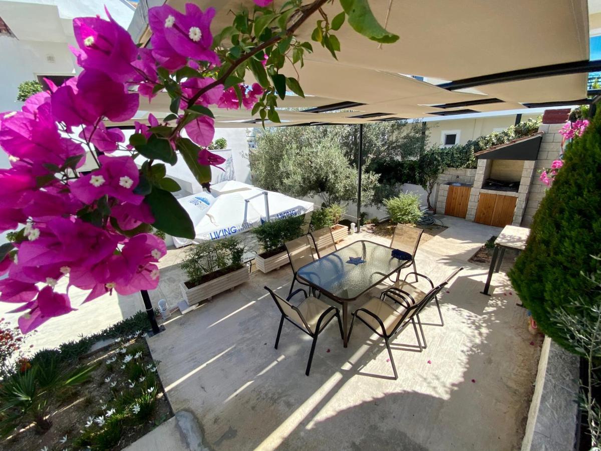 Hotel Vila Ali Ksamil Buitenkant foto